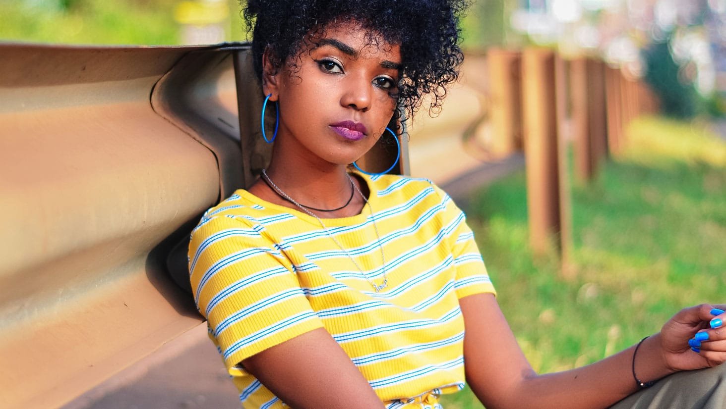 Woman wearing colorful clothes blog-6